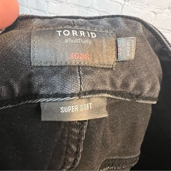 Torrid Super Soft Jeggings Black size 18T - Picture 5 of 8